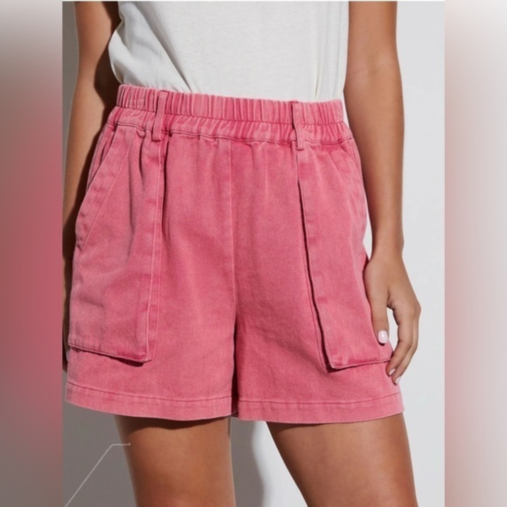 VICI Janessa High Rise Pocketed Shorts Coral Pink Patch Pockets NWOT XL #1840
